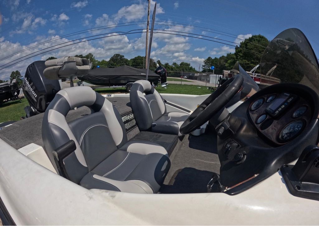 2001 Triton Boats TR186 Boats
