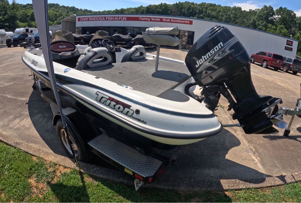 2001 Triton Boats TR186 Boats
