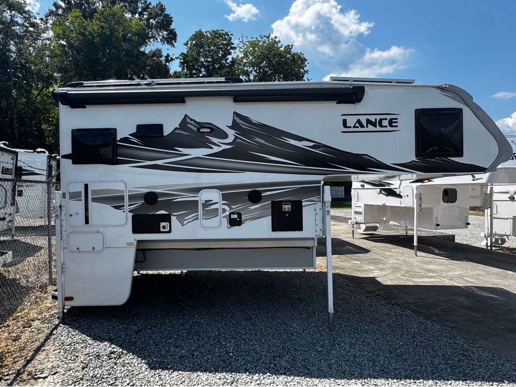 2022 Lance 975 Truck Camper