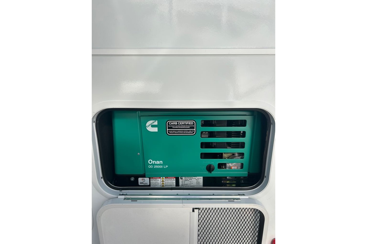 2026 Lance 1172 Truck Camper
