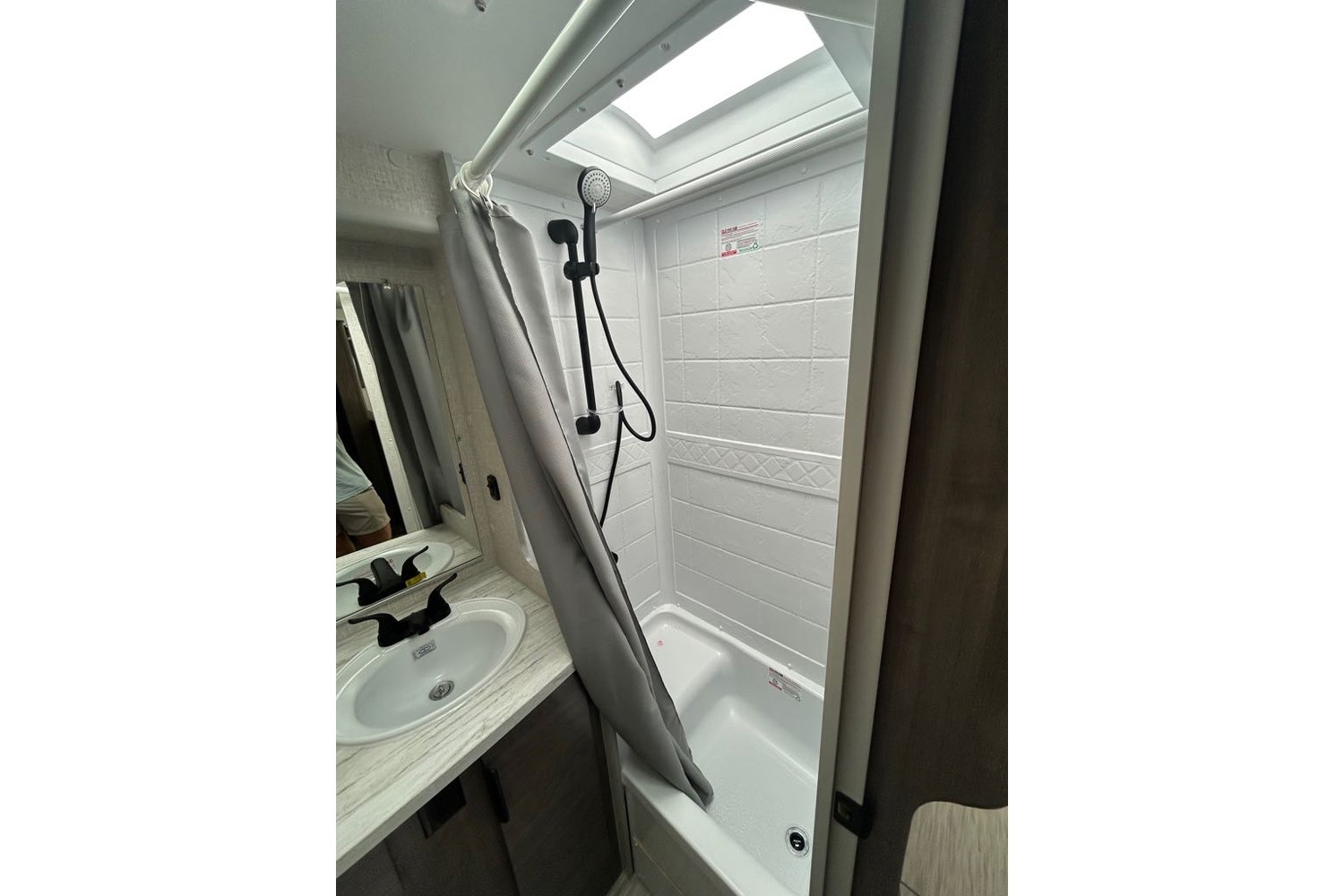 2026 Lance 1172 Truck Camper