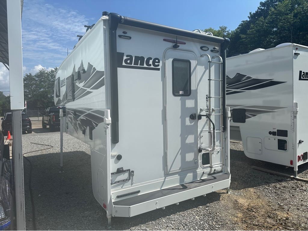2026 Lance 960 Truck Camper Truck Camper