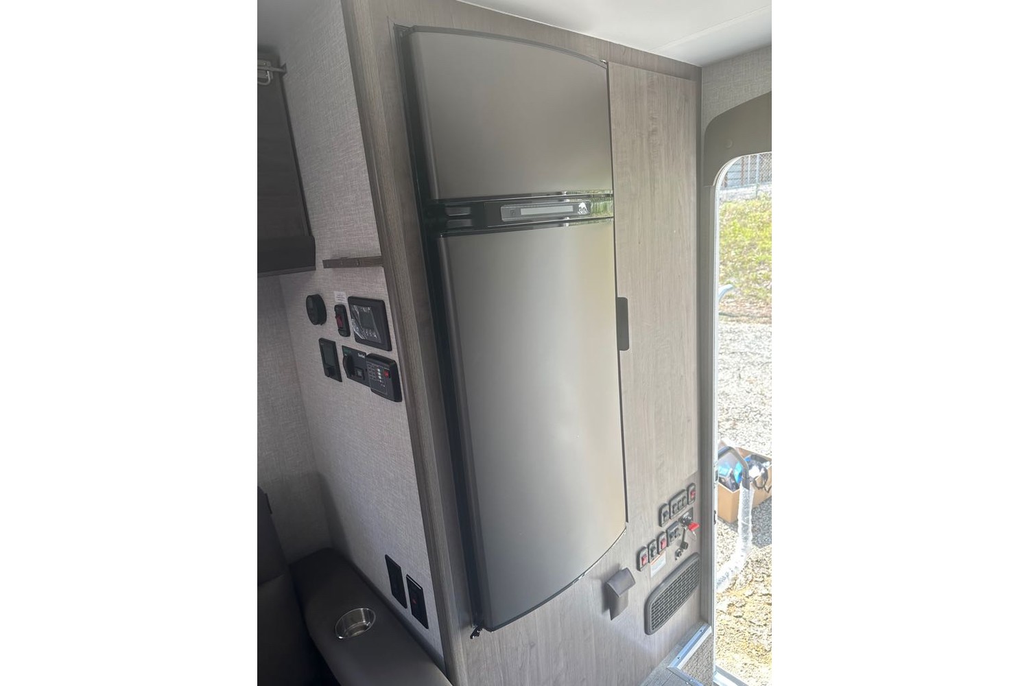 2026 Lance 960 Truck Camper Truck Camper