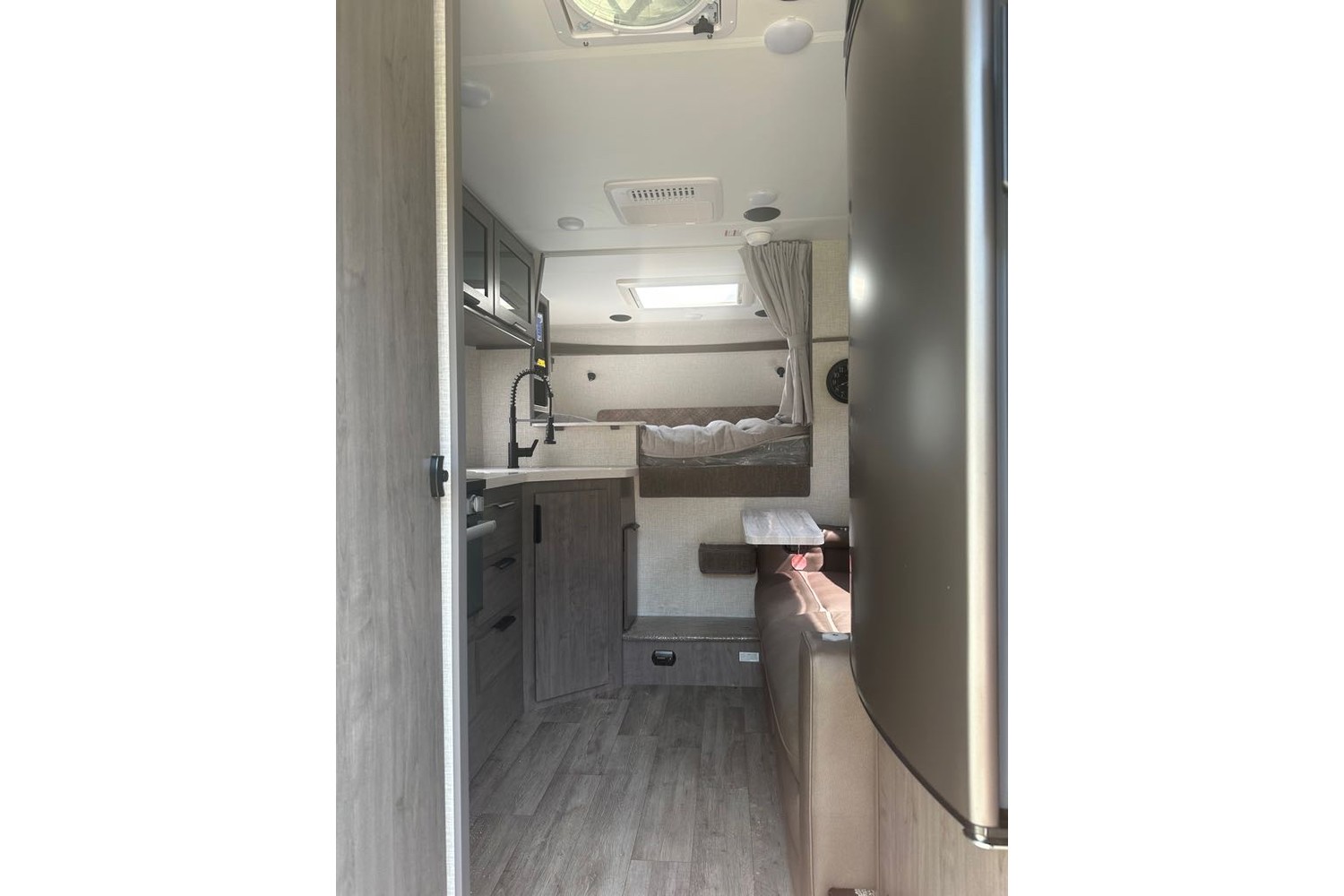 2026 Lance 960 Truck Camper Truck Camper