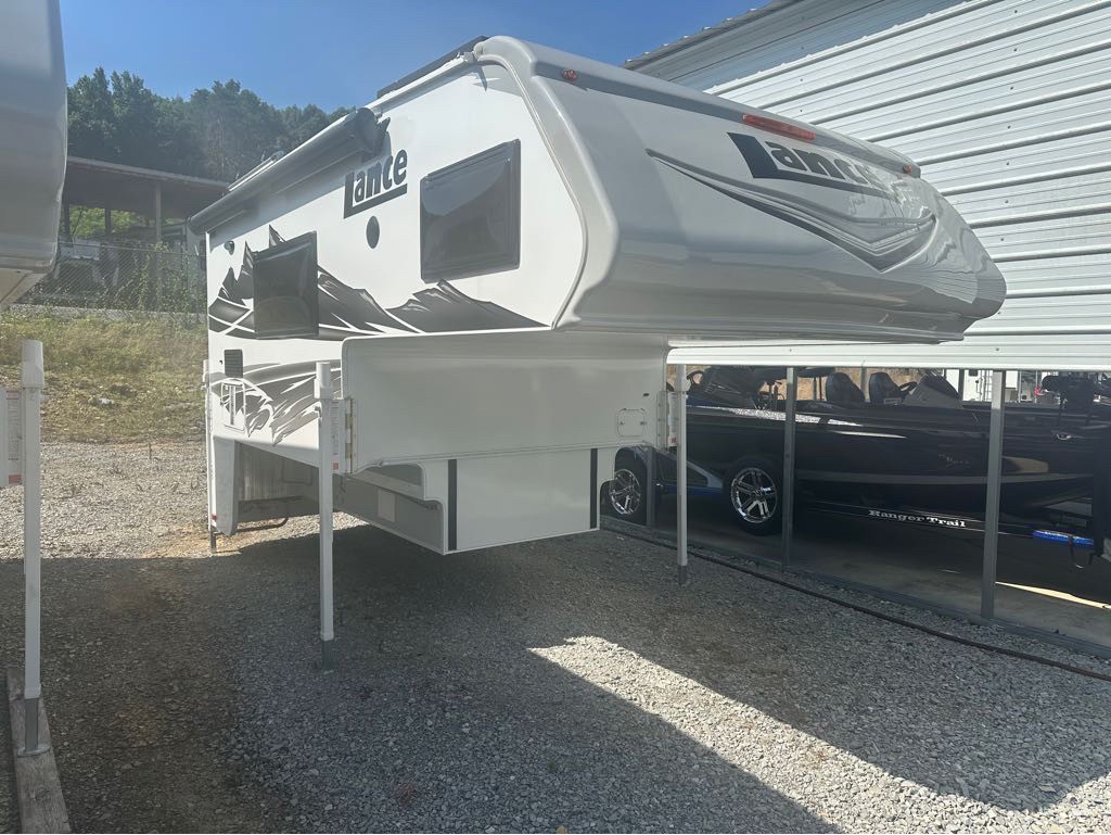 2026 Lance 960 Truck Camper Truck Camper