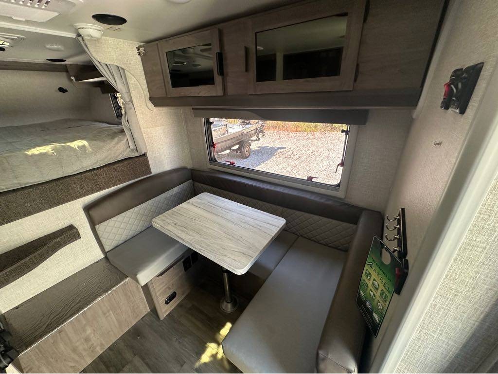 2027 Lance 825 Truck Camper