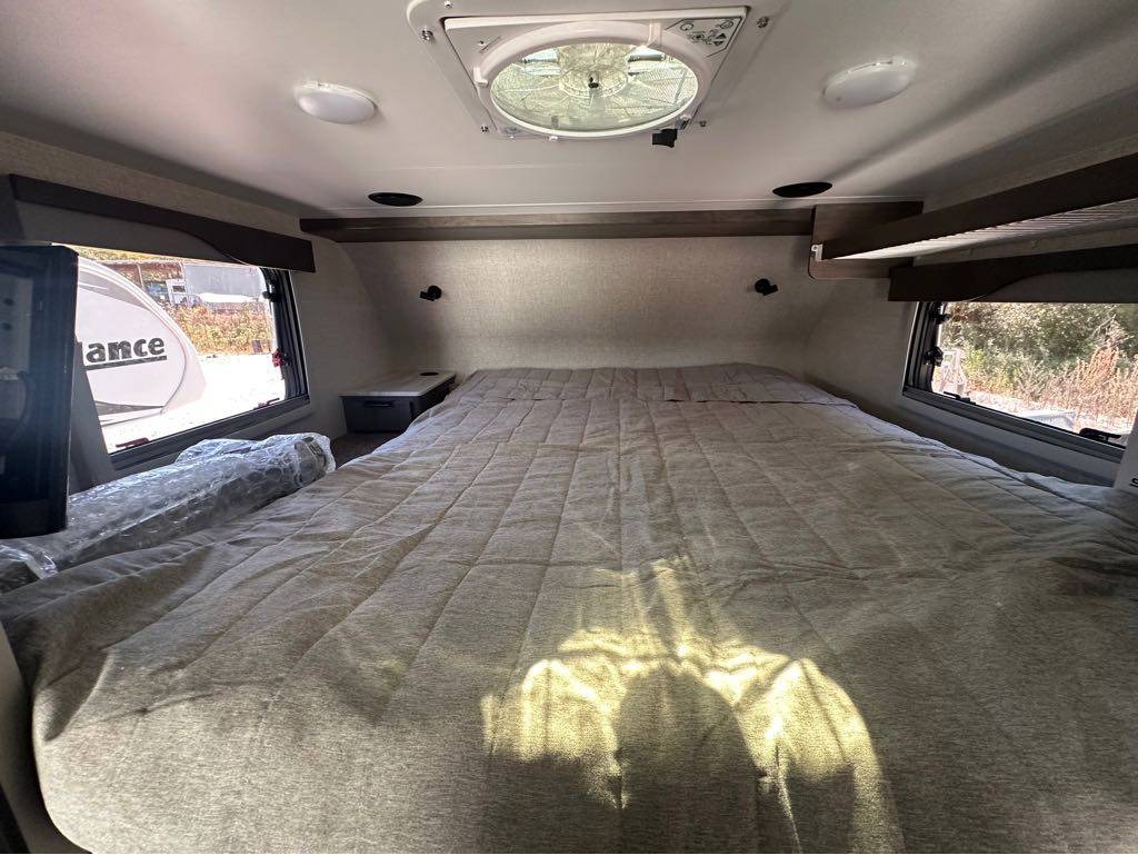 2027 Lance 825 Truck Camper
