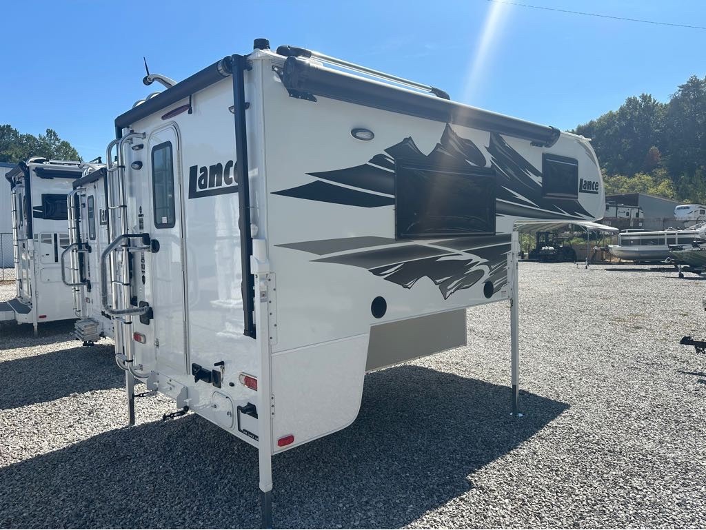2027 Lance 825 Truck Camper