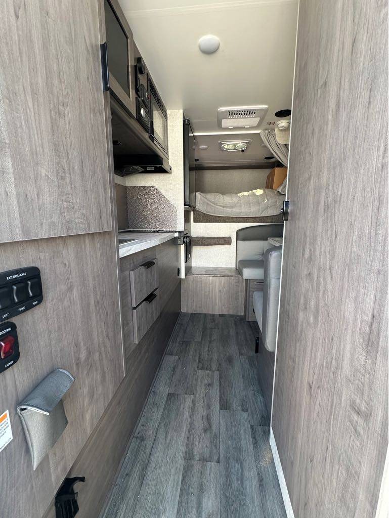 2027 Lance 825 Truck Camper
