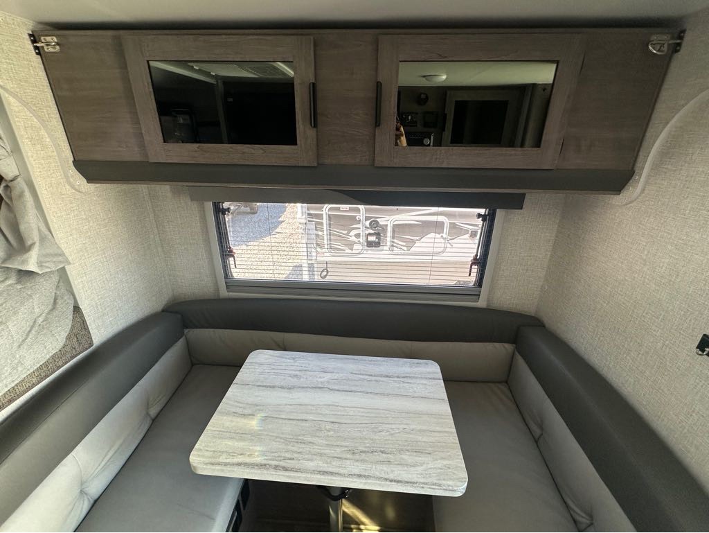 2027 Lance 825 Truck Camper