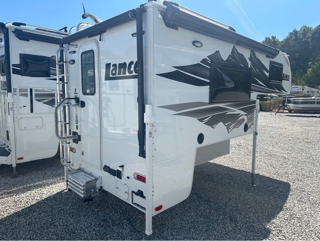 2027 Lance 825 Truck Camper