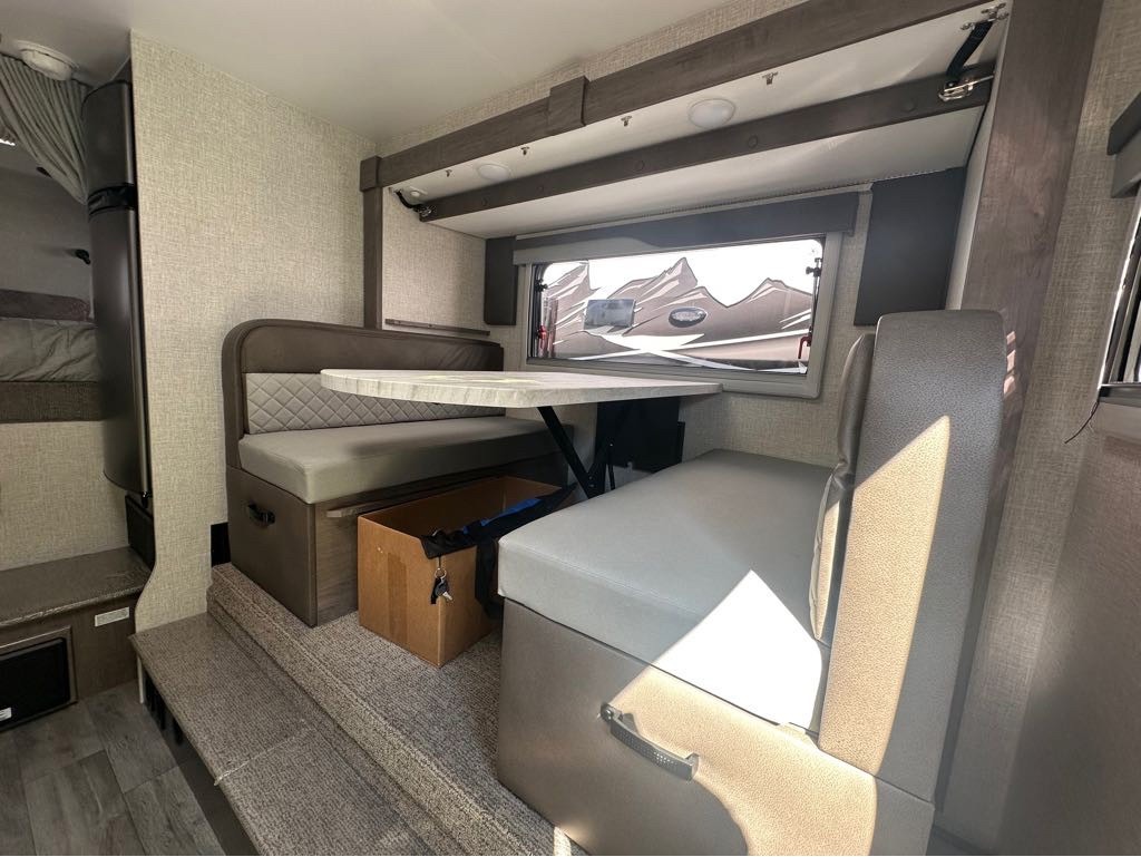 2027 Lance 855S Truck Camper