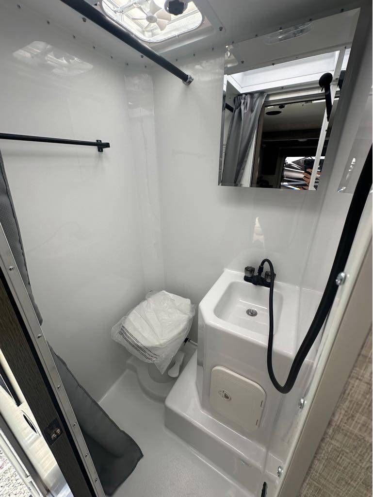 2027 Lance 855S Truck Camper