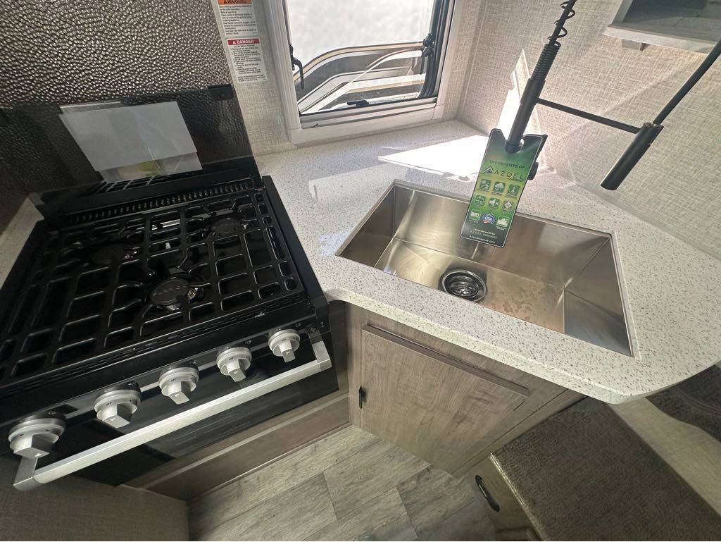 2027 Lance 855S Truck Camper