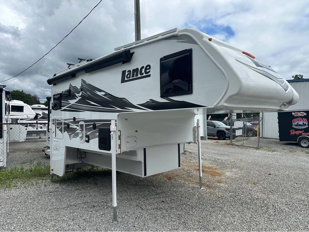 2027 Lance Truck Camper 975 Truck Camper