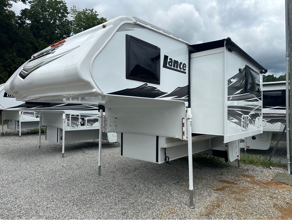 2027 Lance Truck Camper 975 Truck Camper