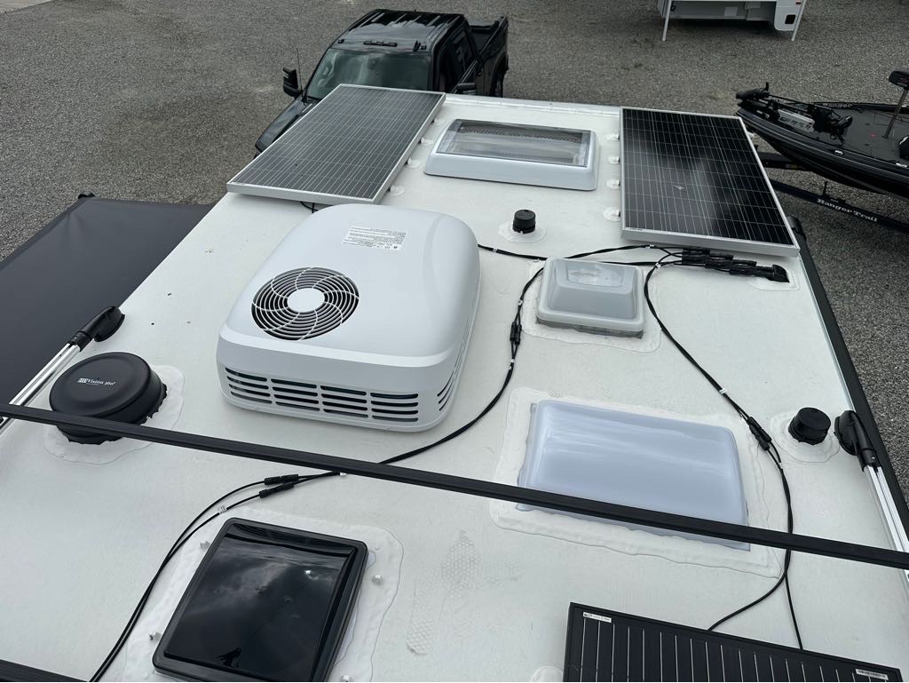 2027 Lance Truck Camper 975 Truck Camper