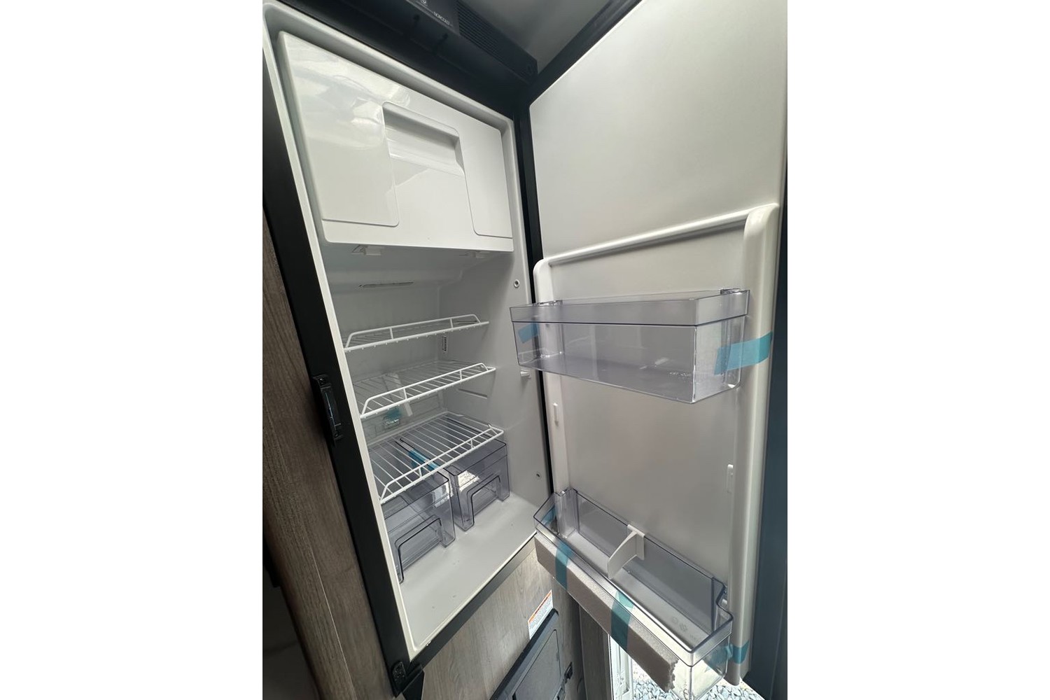 2027 Lance Truck Camper SQ610 Truck Camper