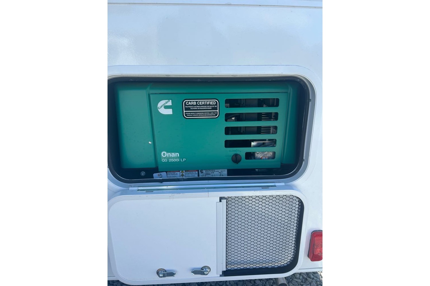 2026 Lance 1172 Truck Camper
