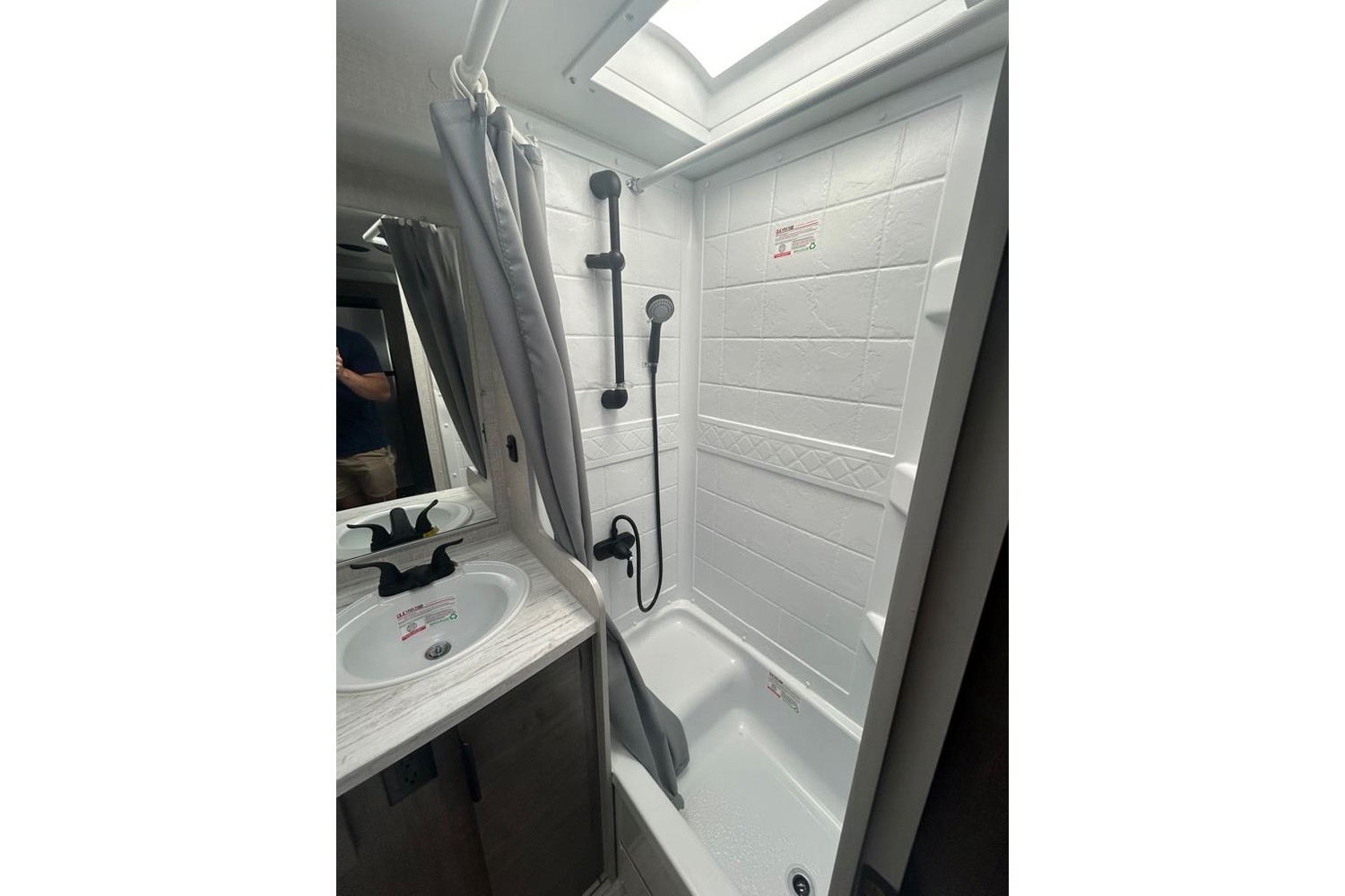 2026 Lance 1172 Truck Camper