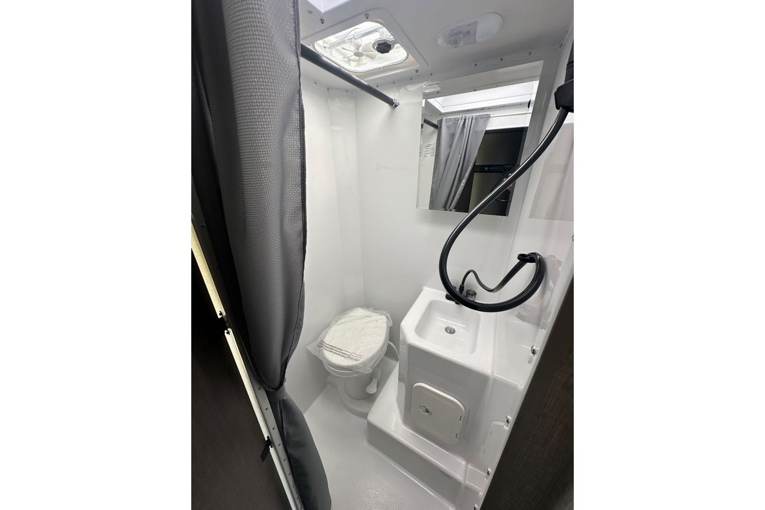 2026 Lance 960 Truck Camper Truck Camper