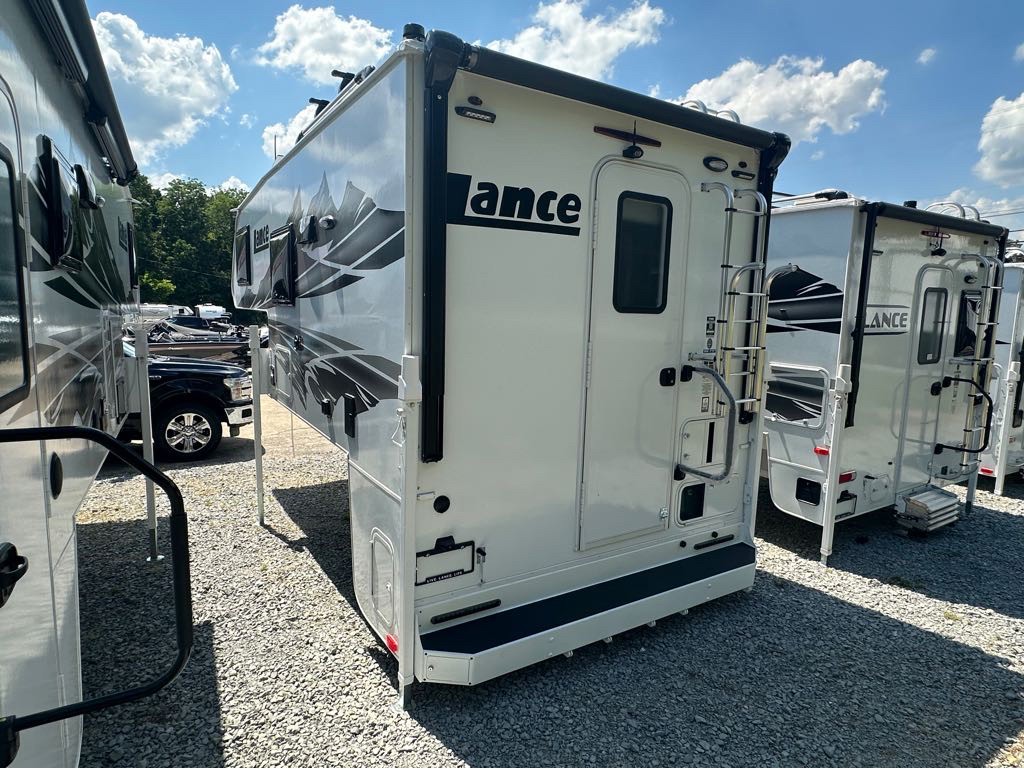2026 Lance 960 Truck Camper Truck Camper