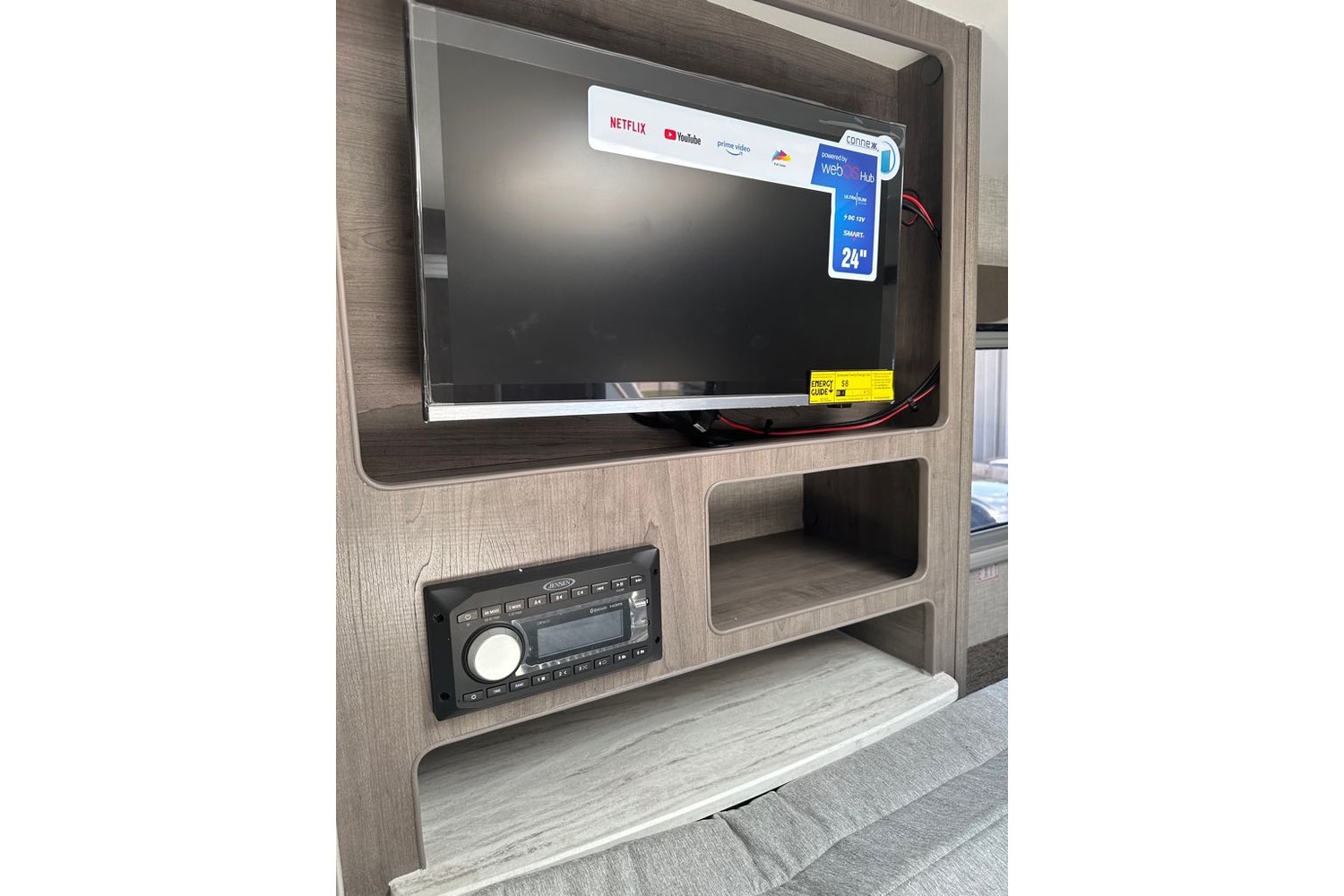 2026 Lance 960 Truck Camper Truck Camper