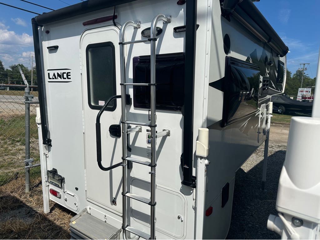 2023 Lance 865 Truck Camper