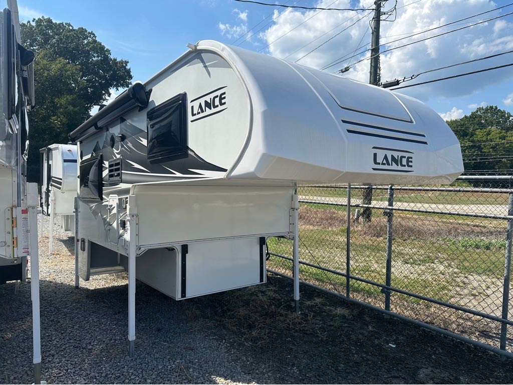 2023 Lance 865 Truck Camper