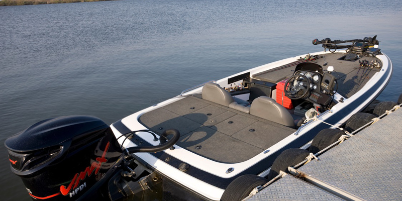 Read more about the article Practical Ways to Improve Your Boat’s Fuel Efficiency